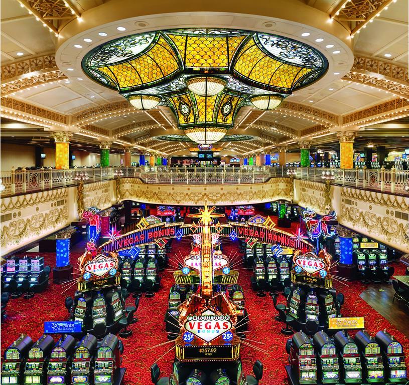 Ameristar Casino Hotel Kansas City Exterior foto