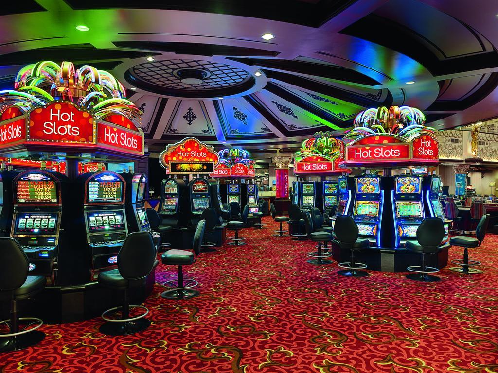 Ameristar Casino Hotel Kansas City Exterior foto