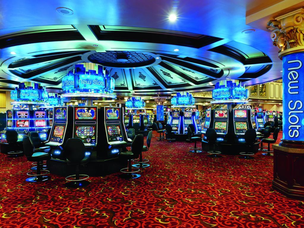 Ameristar Casino Hotel Kansas City Exterior foto